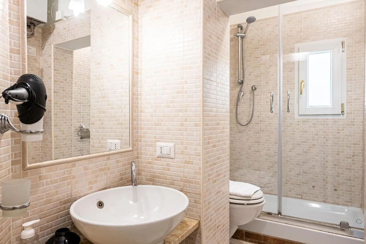 Student'S Apartment-Simple&Basic In The Center Of Florence Appartement